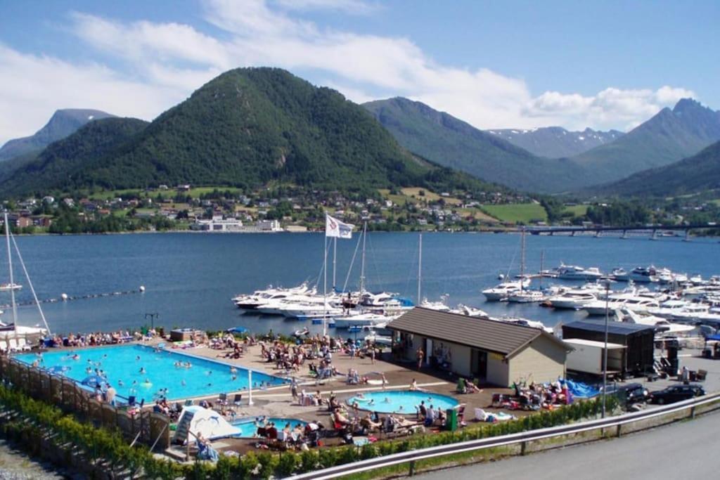 Leilighet I Hjertet Av Sunnmore! Sykkylven Exterior photo